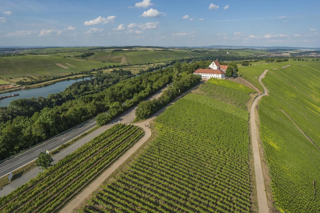 Готель Vogelsburg Escherndorf Екстер'єр фото